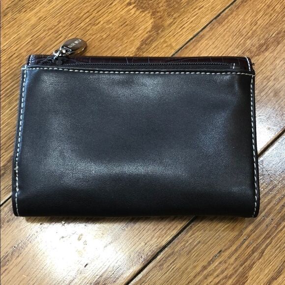 nine West Brown Croc Embossed Faux Leather Wallet - Picture 3 of 8